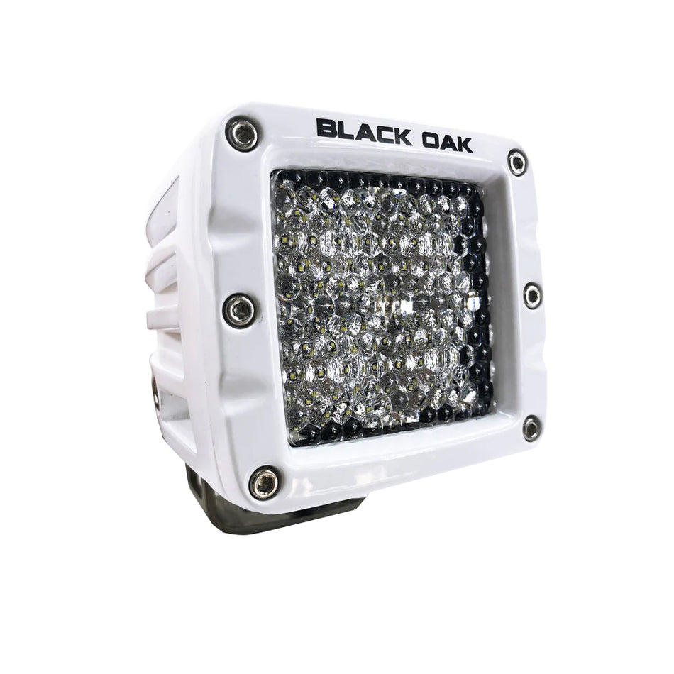 Lampe LED marine Black Oak 2" - Optique diffuse - Boîtier blanc - Série Pro 3.0 [2DM-POD10CR]